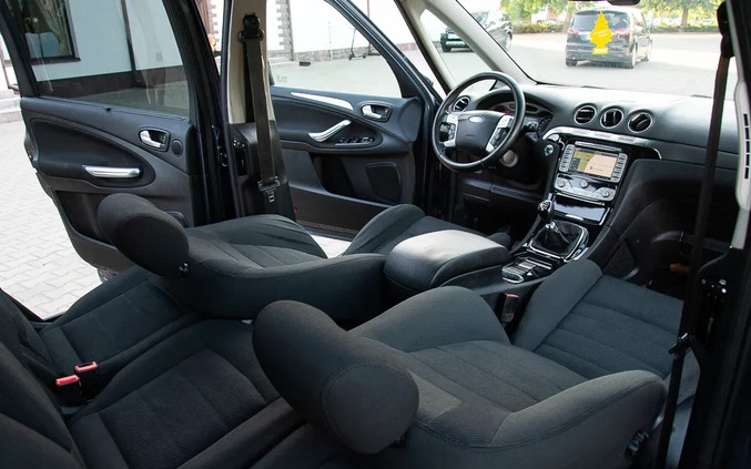 Ford Galaxy cena 29900 przebieg: 214569, rok produkcji 2010 z Rydułtowy małe 781
